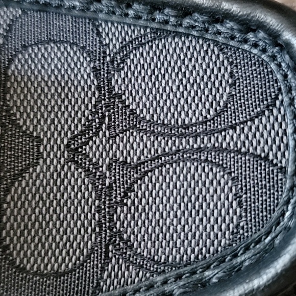 Casual shoe - Picture 6 of 10